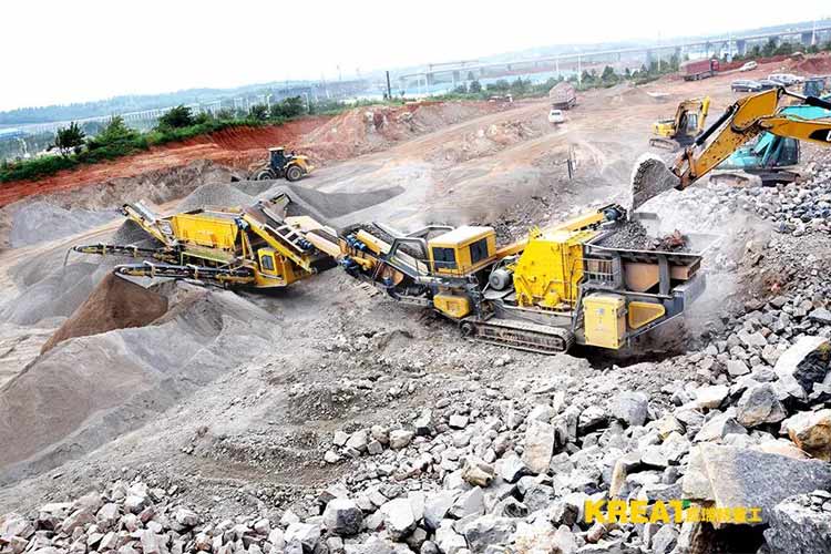 石灰石生產(chǎn)機(jī)制砂，選哪款移動(dòng)破碎篩分設(shè)備最佳