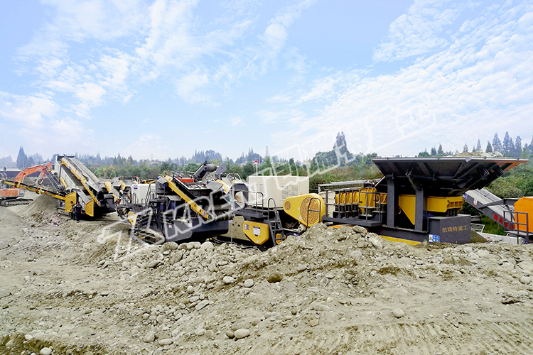 凱瑞特履帶移動(dòng)破碎站砂石骨料生產(chǎn)線(xiàn)特點(diǎn)