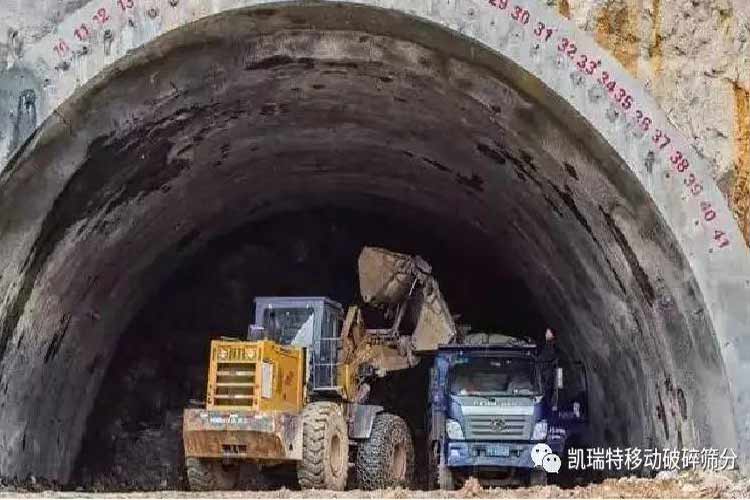 有專業(yè)處理建筑垃圾處理的設備嗎