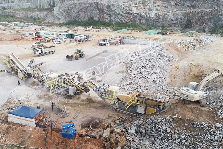 移動(dòng)破碎站如何破碎篩分建筑垃圾？