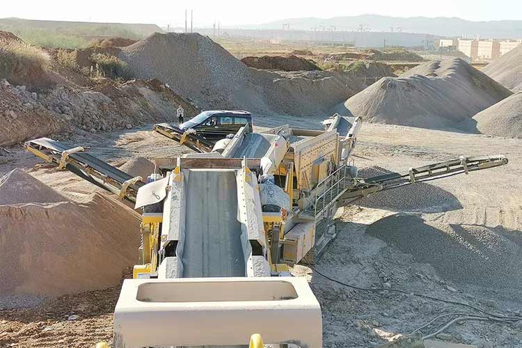 履帶移動(dòng)水平篩分站與砂石行業(yè)生產(chǎn)企業(yè)攜手共同開啟“快進(jìn)鍵”