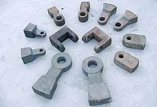 移動(dòng)錘式破碎機(jī)錘頭破碎能力低使用壽命短怎么辦？